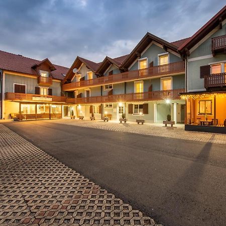Hotel Altneudoerflerhof Μπαντ Ράντκεσμπουργκ Εξωτερικό φωτογραφία