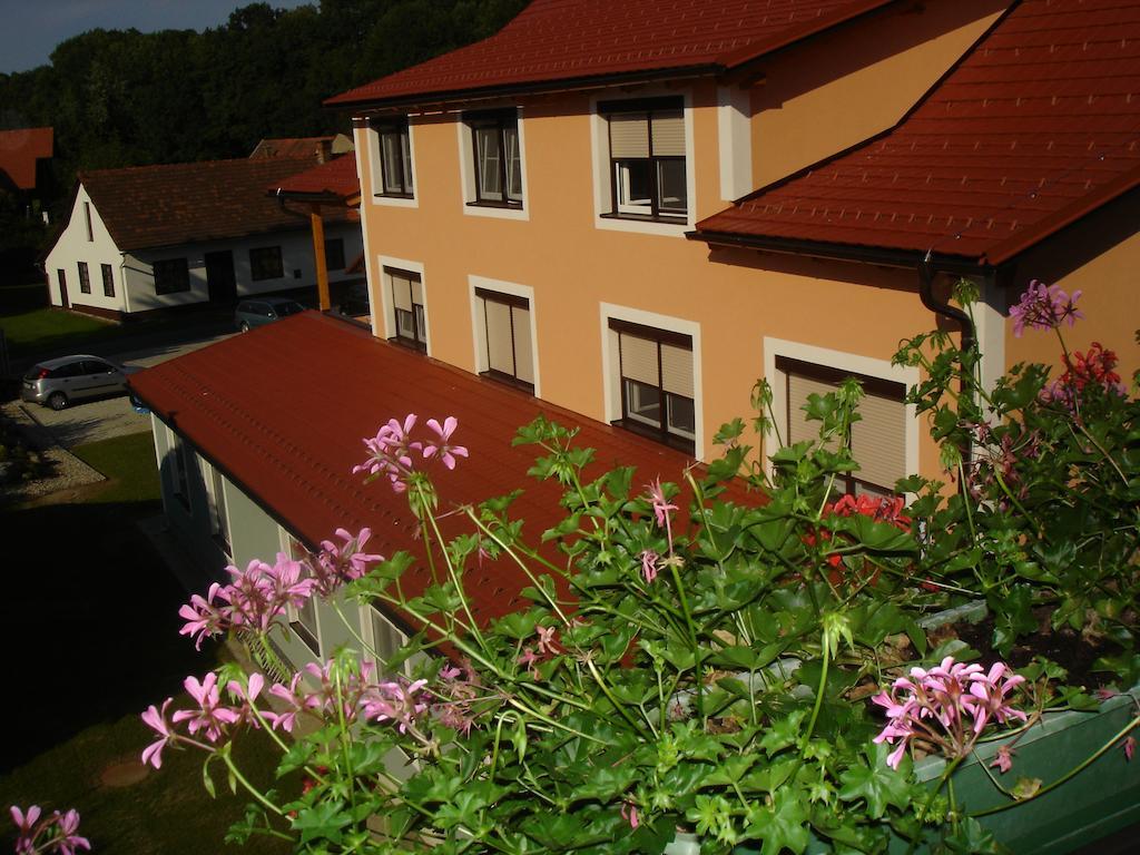Hotel Altneudoerflerhof Μπαντ Ράντκεσμπουργκ Εξωτερικό φωτογραφία
